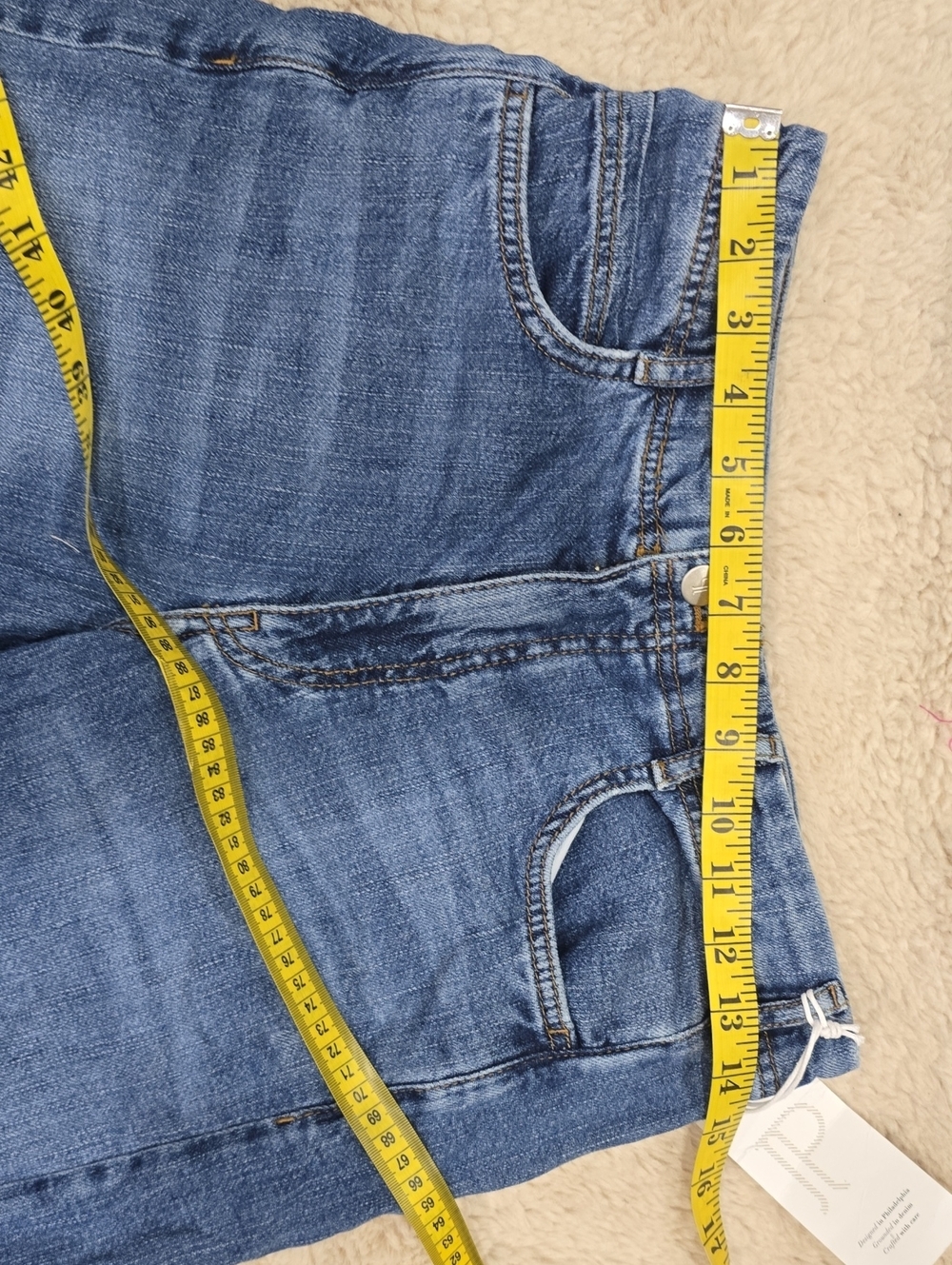 Pilcro High-Rise Stretch Jeans in Medium Blue Wash